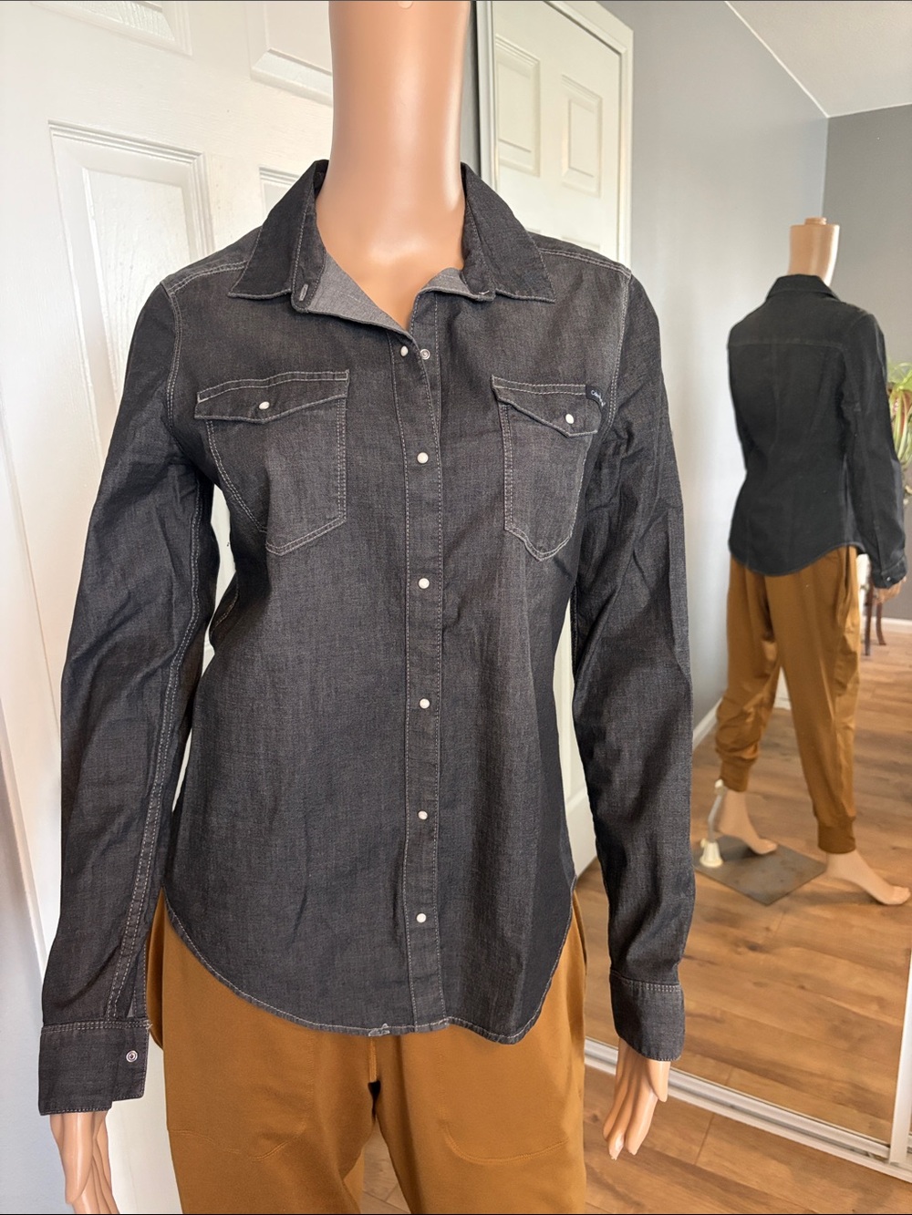 Calvin Klein Jeans Snap Up Denim Top